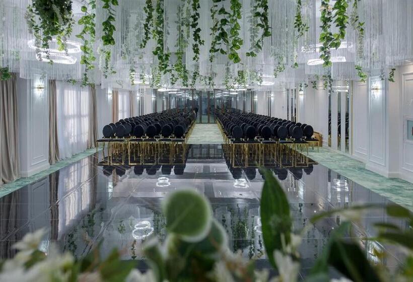 هتل Terra&beluga Events