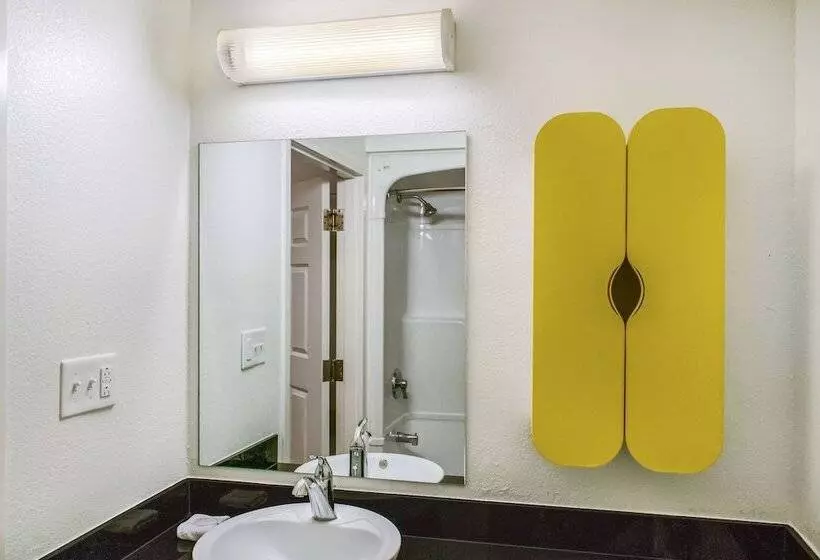 Motel 6 Fishers, In  Indianapolis