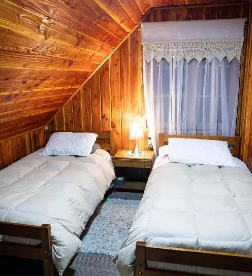 Majatalo Hostal La Casita Del Bajo