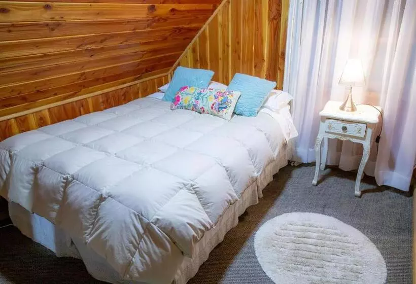 Majatalo Hostal La Casita Del Bajo