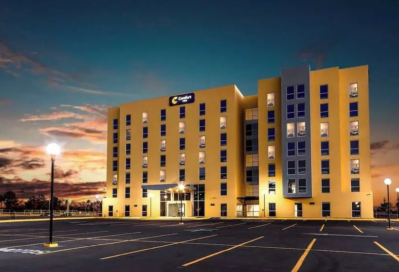 Hotelli Comfort Inn Delicias