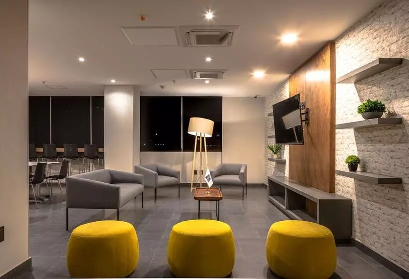 Hotelli Comfort Inn Delicias