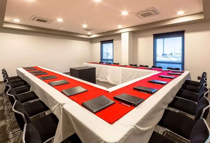 Hotelli Comfort Inn Delicias