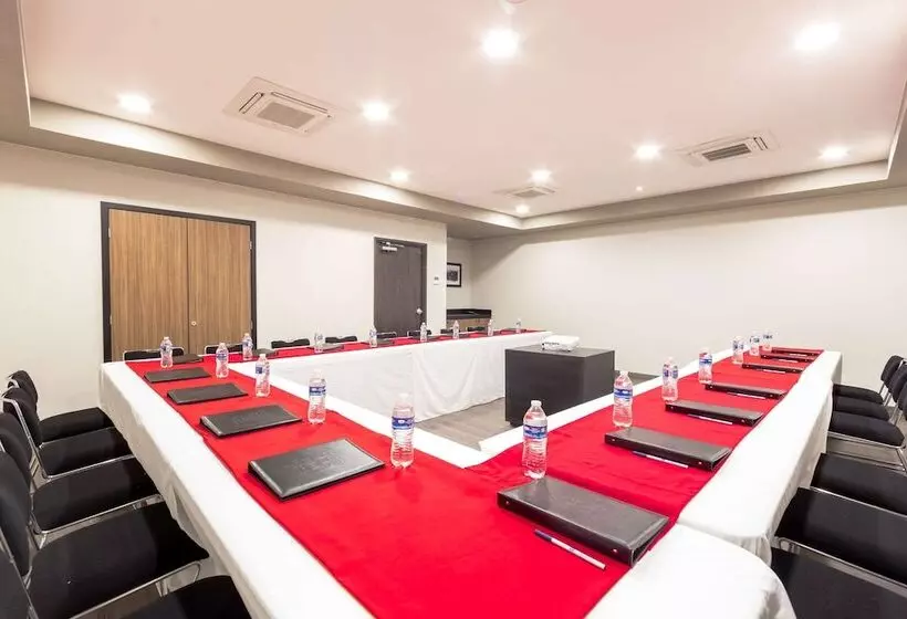 Hotelli Comfort Inn Delicias