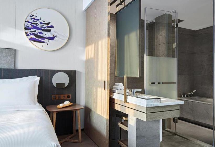 Vignette Collection Hangzhou Huaxia Center Hotel, An Ihg