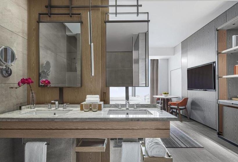 Vignette Collection Hangzhou Huaxia Center Hotel, An Ihg