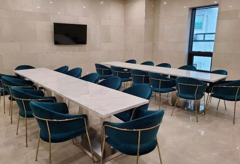 Hotelli Cs