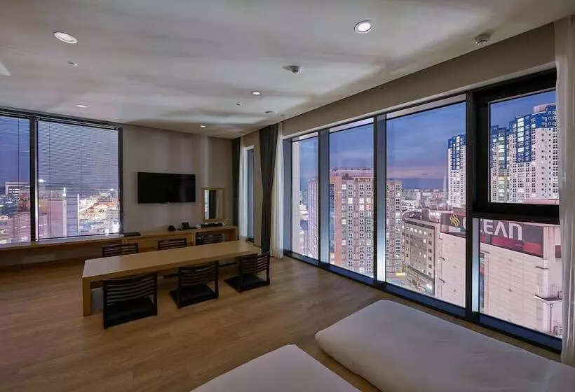 Hotelli Cs