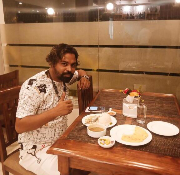 هتل Krishna Kathmandu