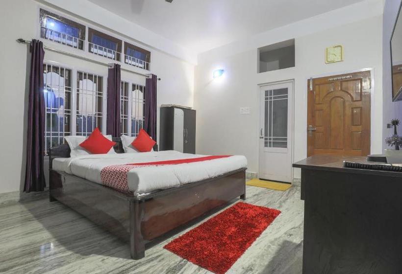 Hotel Oyo 76830 Dutta Residency