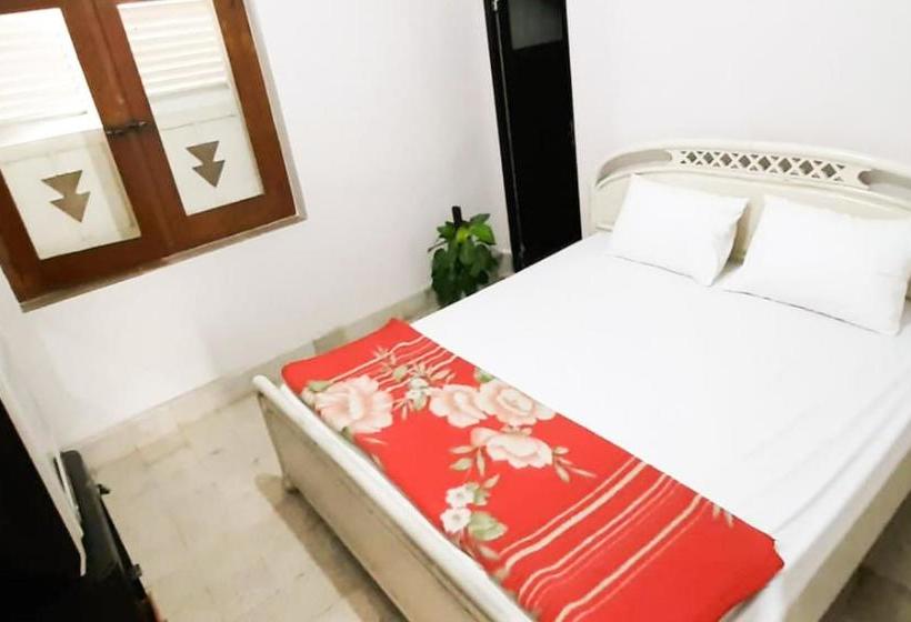 בית מלון כפרי Oyo 90138 Dear Darlin Villa  Family Stay