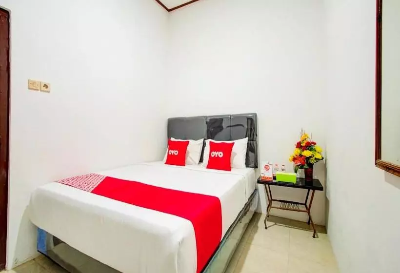 Hotelli Oyo 90138 Dear Darlin Villa  Family Stay