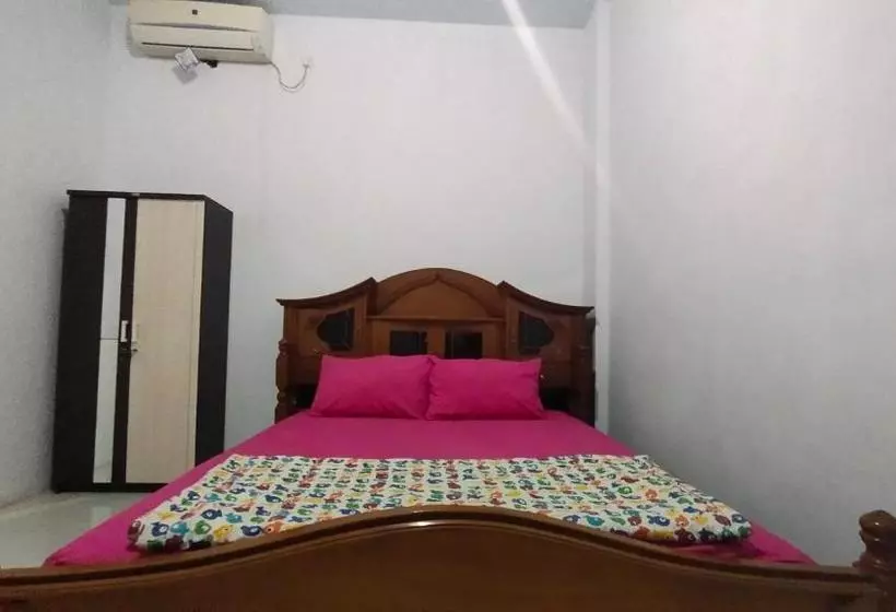 ホテル Oyo 90157 Griya Andon Syariah