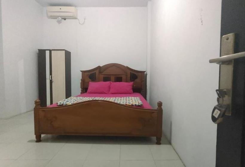 בית מלון כפרי Oyo 90157 Griya Andon Syariah