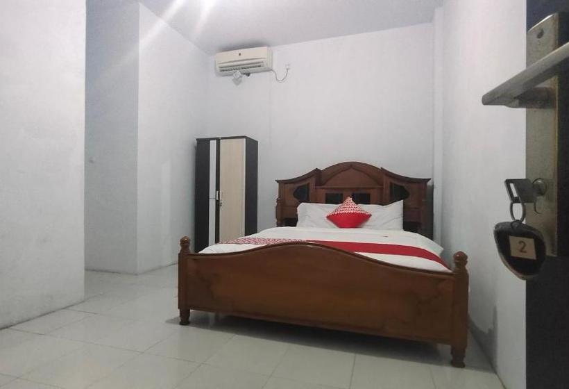 בית מלון כפרי Oyo 90157 Griya Andon Syariah