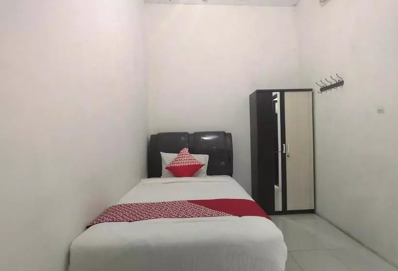 ホテル Oyo 90157 Griya Andon Syariah