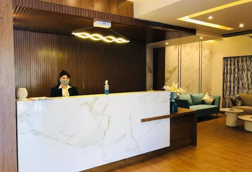 ホテル Resort Krishna Vaibhav