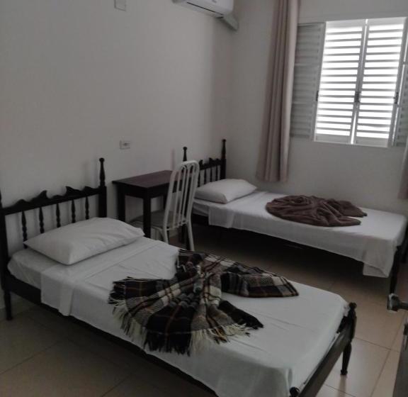 בית מלון כפרי Santin