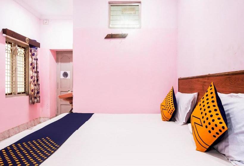 בית מלון כפרי Spot On 75742 Sri Devi Lodge