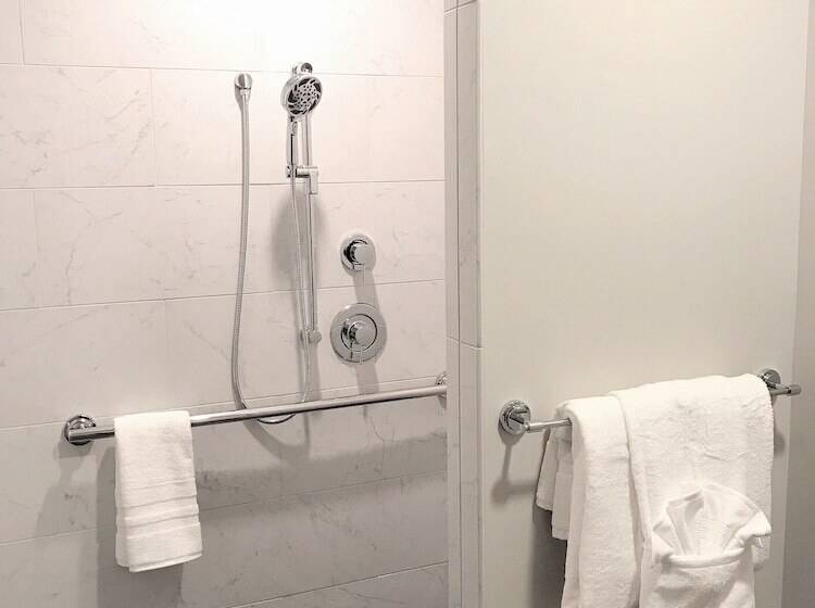 The Bee Hotel, Danville