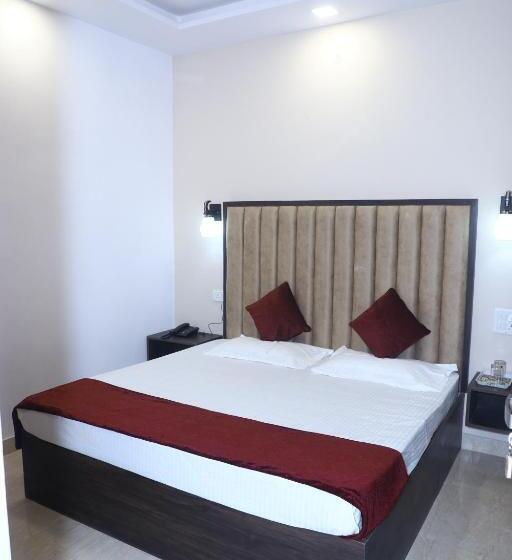 Hotel The Divine Oak