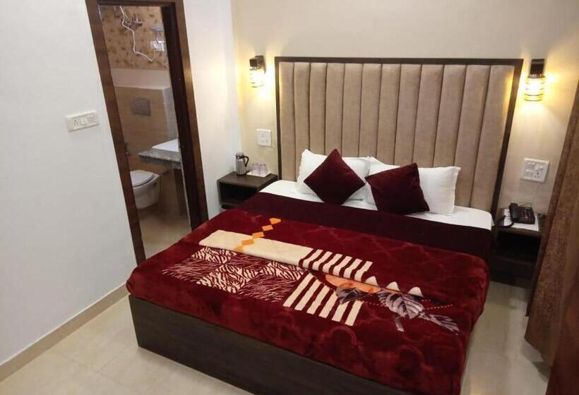 Hotel The Divine Oak