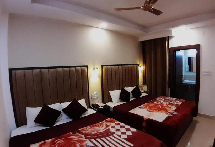 Hotel The Divine Oak