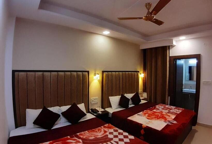 Hotel The Divine Oak