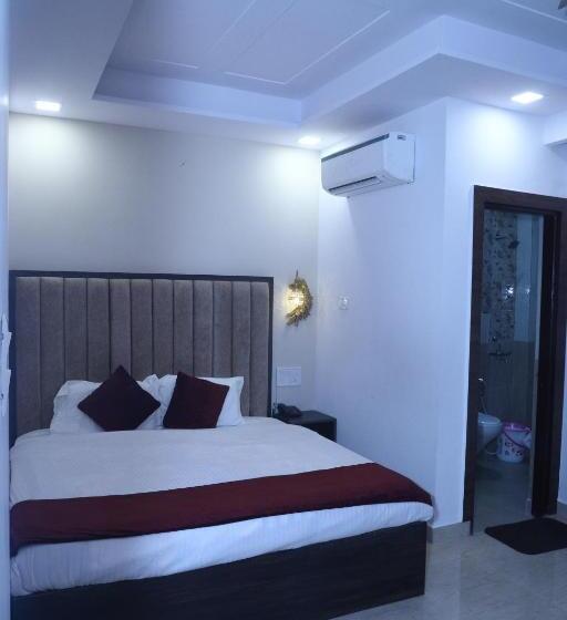 Hotel The Divine Oak