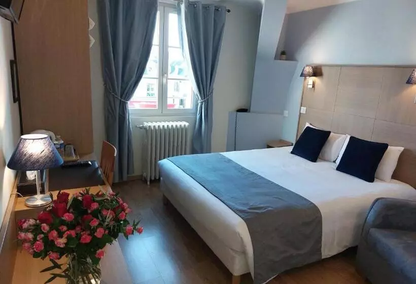 Logis Loire Hotel   Les Cocottes Restaurant