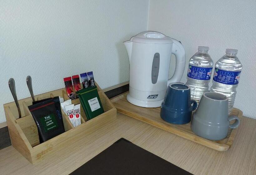 Logis Loire Hotel   Les Cocottes Restaurant