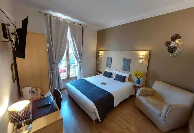 Logis Loire Hotel   Les Cocottes Restaurant