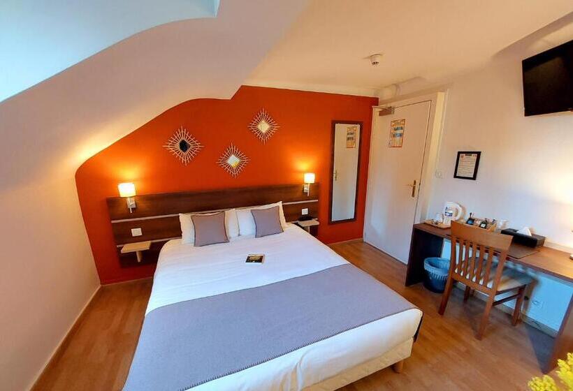 Logis Loire Hotel   Les Cocottes Restaurant