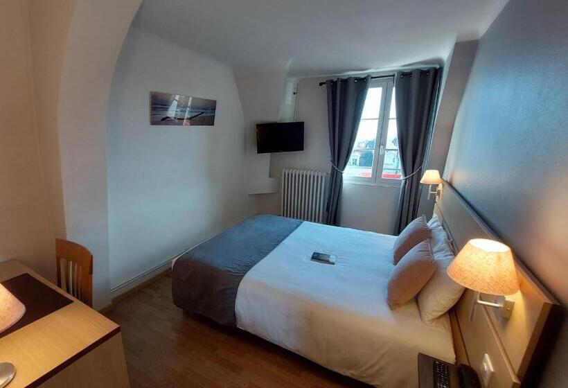 Logis Loire Hotel   Les Cocottes Restaurant