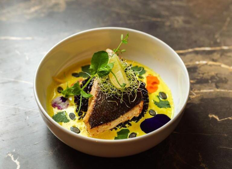 Logis Loire Hotel   Les Cocottes Restaurant