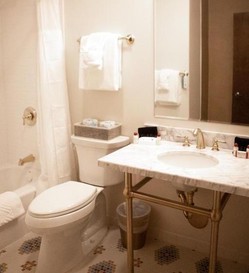 בית מלון כפרי Belvada