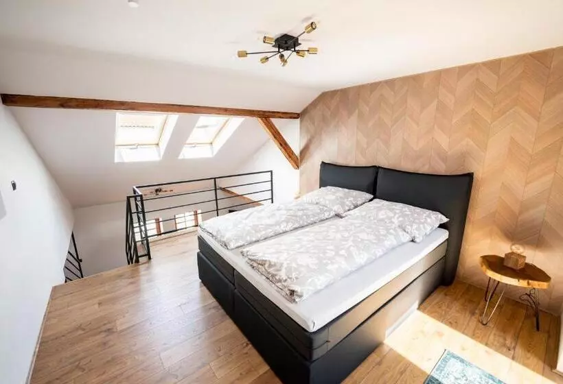 Hotelli Jez&spi Sušice