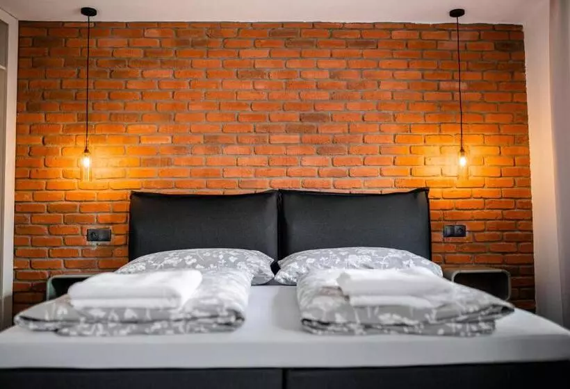 Hotelli Jez&spi Sušice