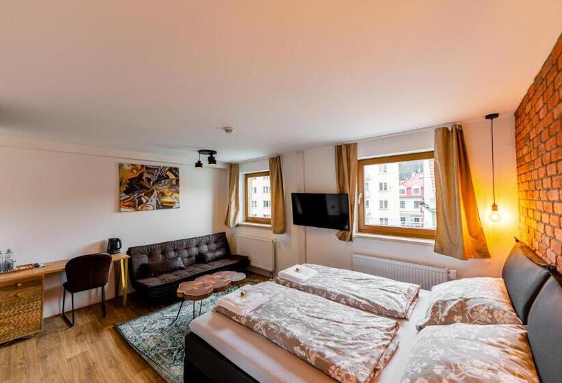 Hotel Jez&spi Sušice