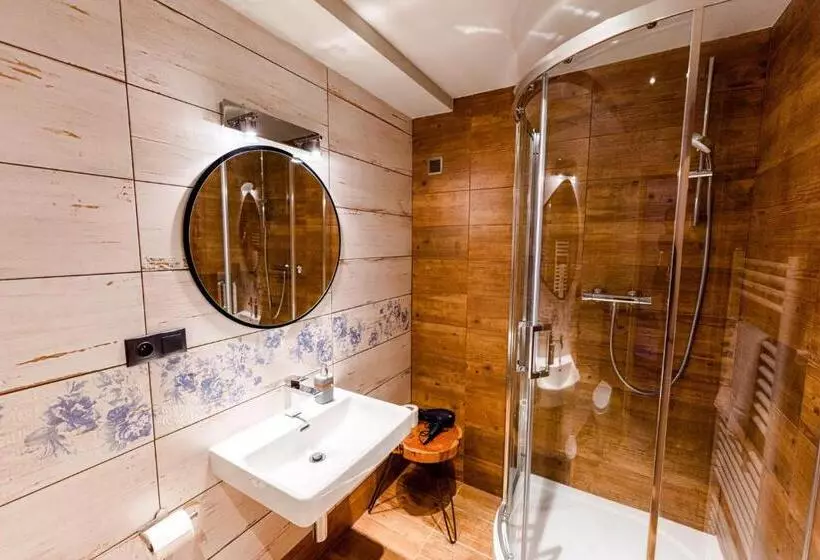 Hotelli Jez&spi Sušice