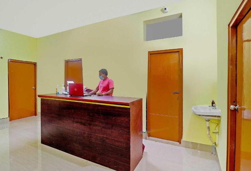 בית מלון כפרי Oyo 76211 Honey Regency