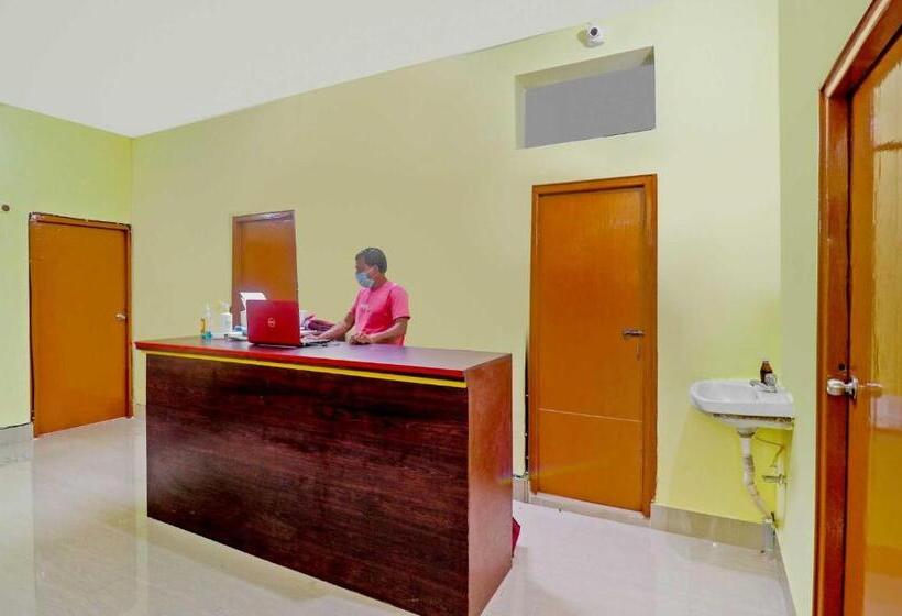 בית מלון כפרי Oyo 76211 Honey Regency