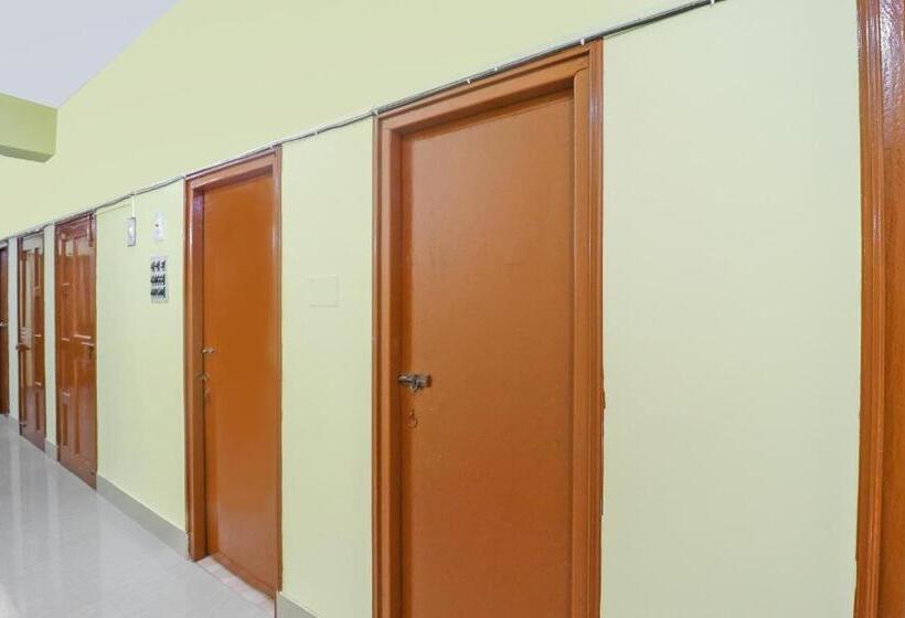 בית מלון כפרי Oyo 76211 Honey Regency