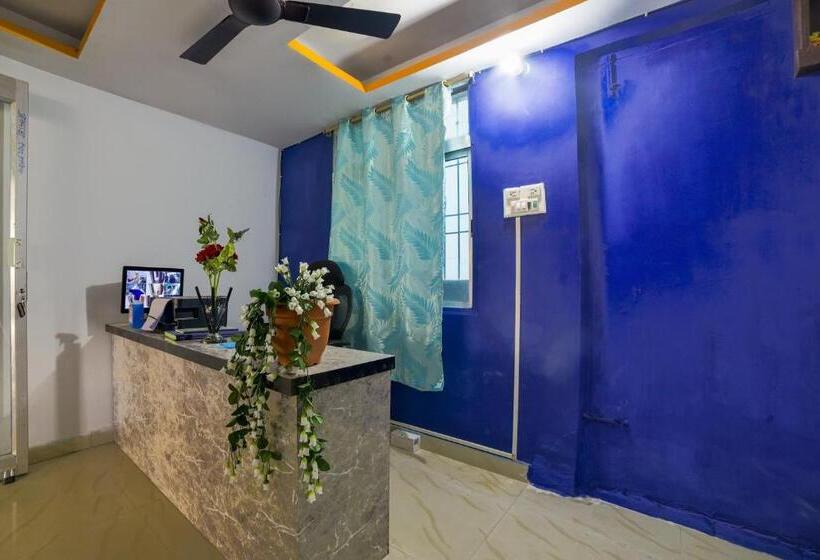 فندق Oyo 76227 R P Grand