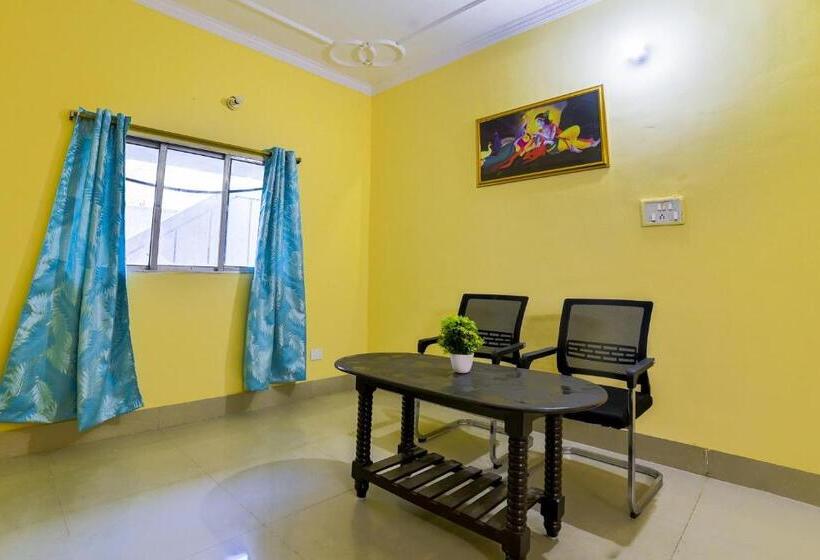 فندق Oyo 76227 R P Grand