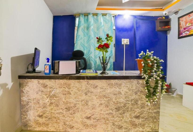 فندق Oyo 76227 R P Grand