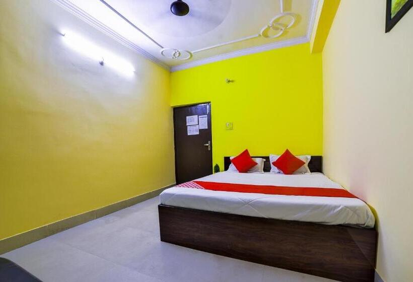 فندق Oyo 76227 R P Grand