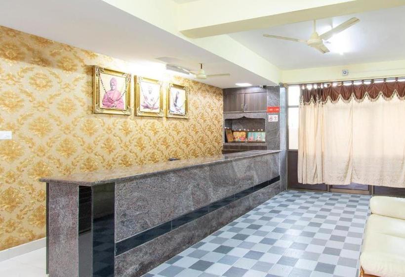 فندق Oyo Flagship 76577 Rk Residency