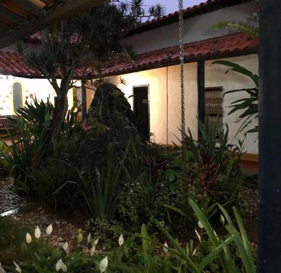 הוסטל Pousada Rancho Flores