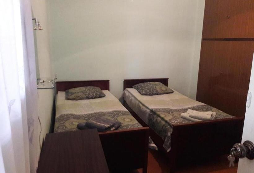 تختخواب و صبحانه Vanadzor Guest House